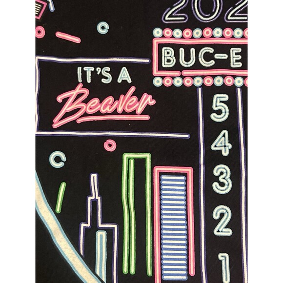 Buc-ees Happy New Year Beaver 2023 Glow in Dark Graphic T-shirt Unisex Size 3XL - Picture 11 of 12